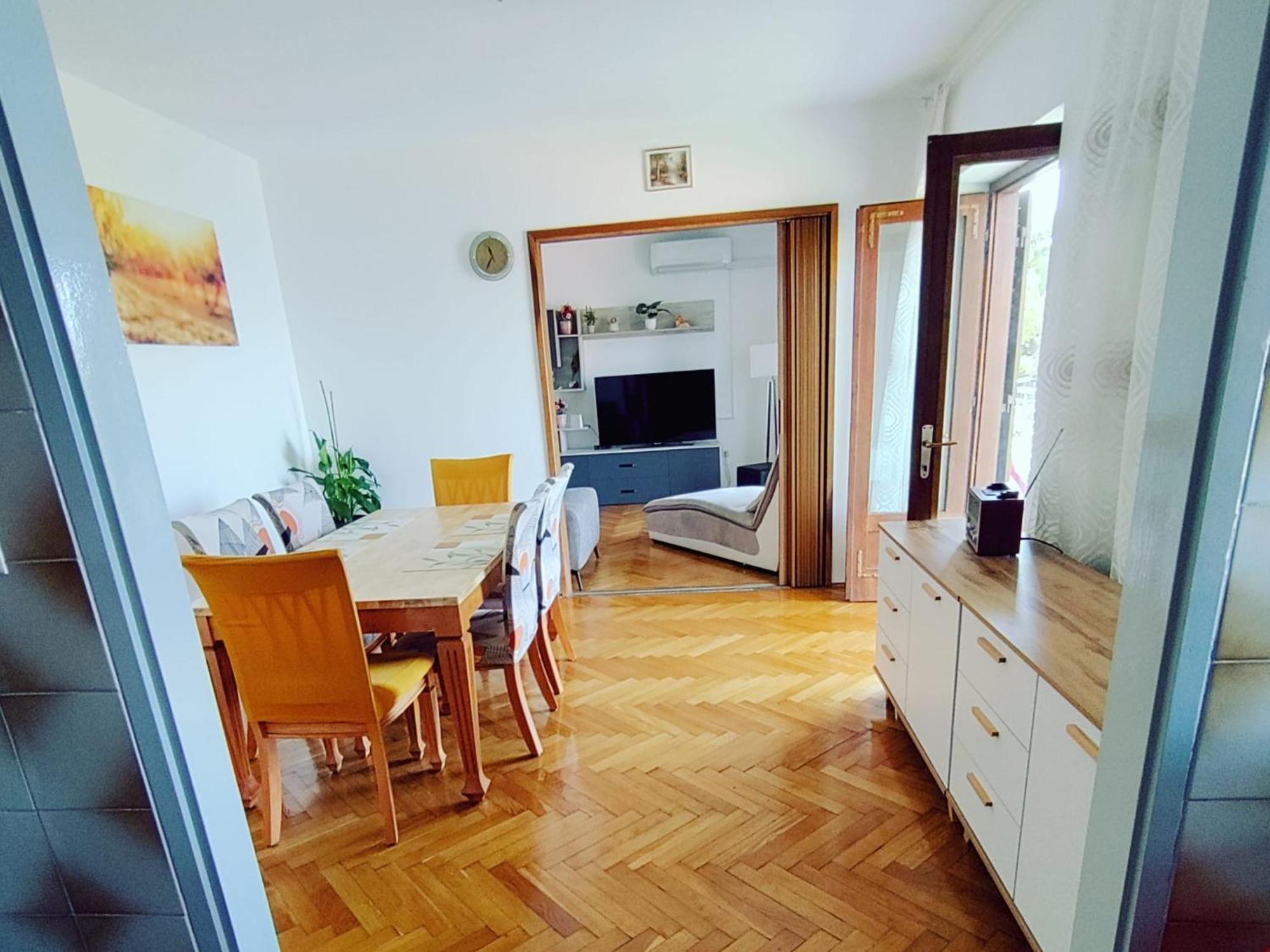 Apartment Mlija Omis Exterior photo